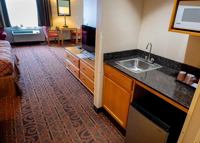 & Hotel Savanna
