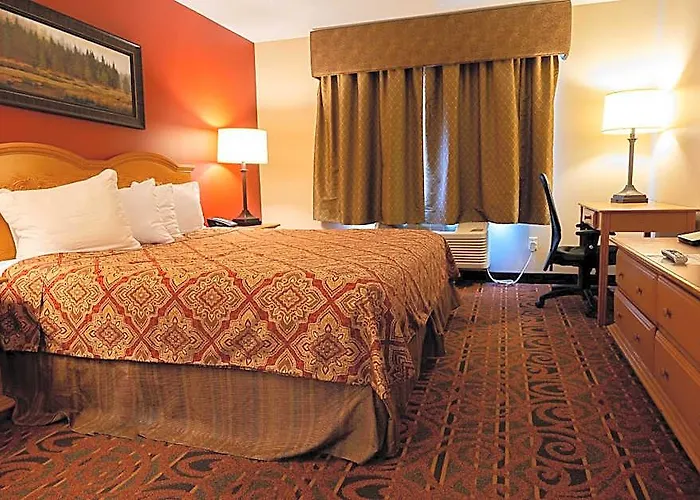 Hotel &